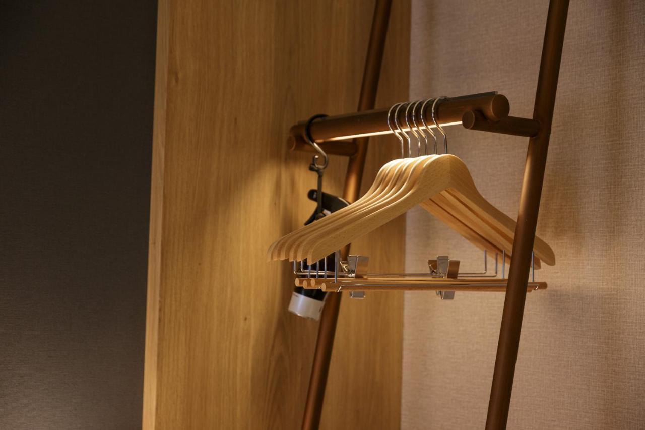 Hotel Forza Osaka Kitahama Bagian luar foto